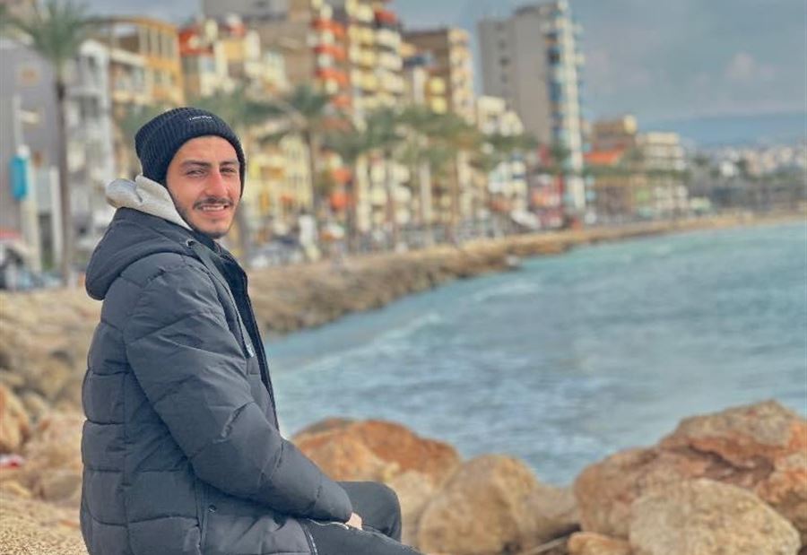 مأساة تهز بلدة جنوبية... ماذا فعلت "الرصاصة" بإبن العشرين عاماً؟! 