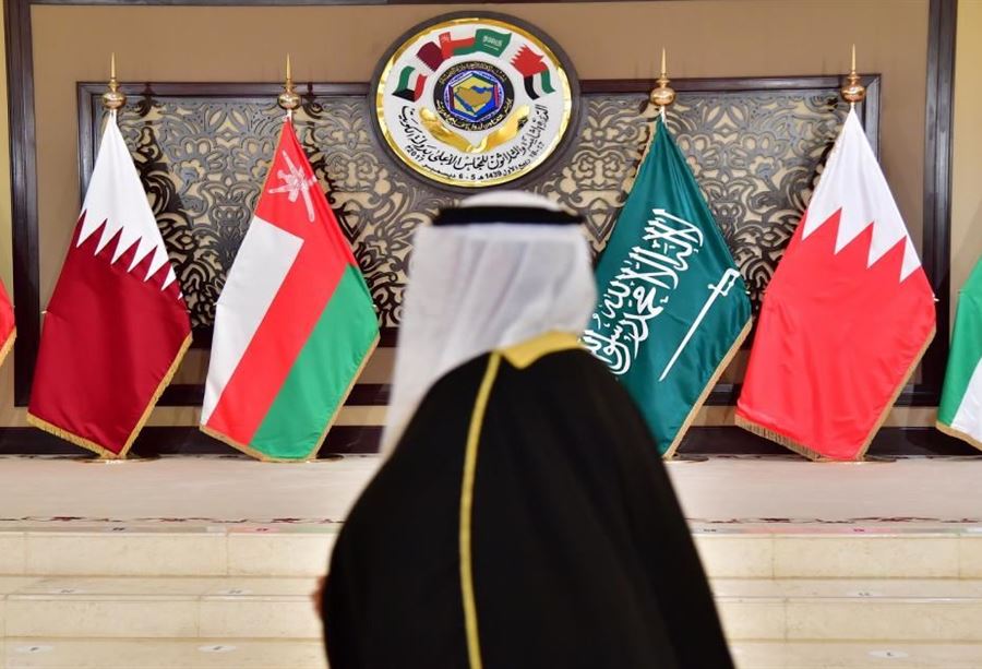 دولةٌ خليجيةٌ تنتفض