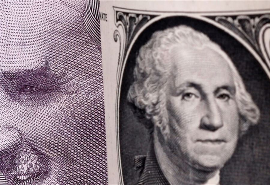 إنخفاضٌ قياسي لليرة التركية مقابل الدولار