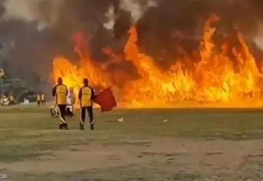 حاول دخول موسوعة "غينيس" فعاقبته النيران