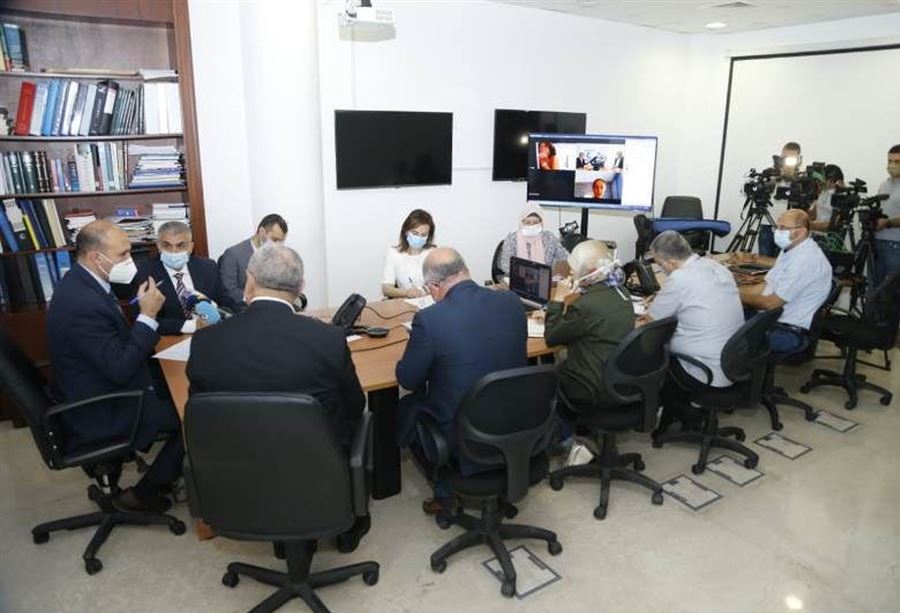 توصية بالإغلاق التام للبلد لمدة أسبوعين توصية بالإغلاق التام للبلد لمدة أسبوعين