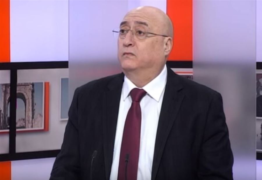 "قال جمهورية قال!"... تغريدةٌ لافتةٌ لـ أبو فاضل