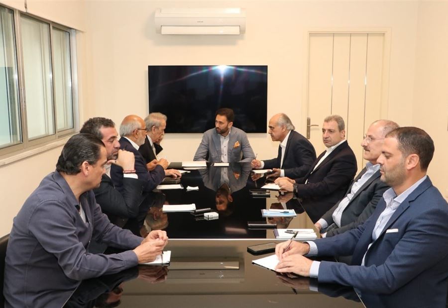 نداءٌ من "اللقاء الديمقراطي" إلى الكتل النيابية