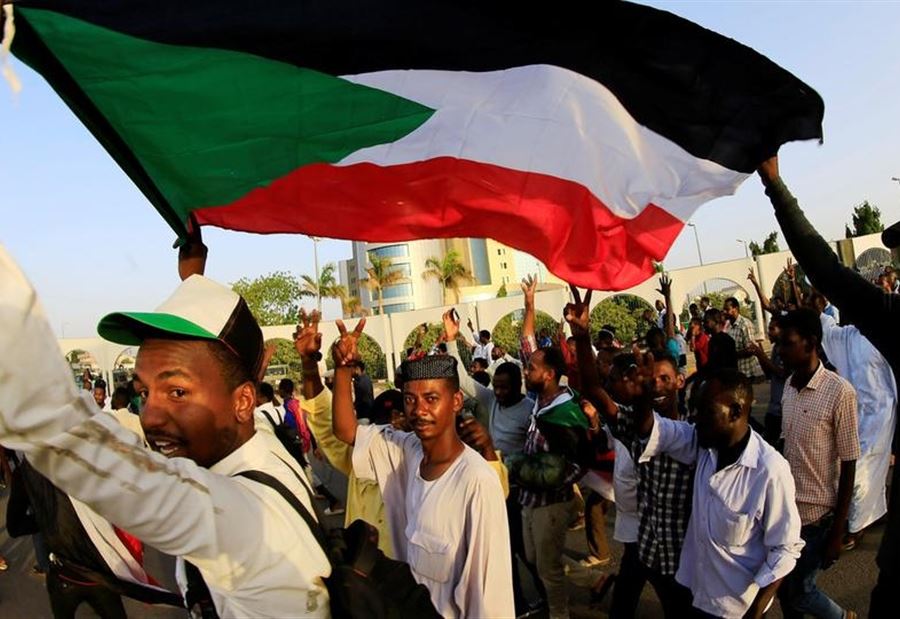 الإعلان عن ولادة الحراك القومي السوداني  الإعلان عن ولادة الحراك القومي السوداني