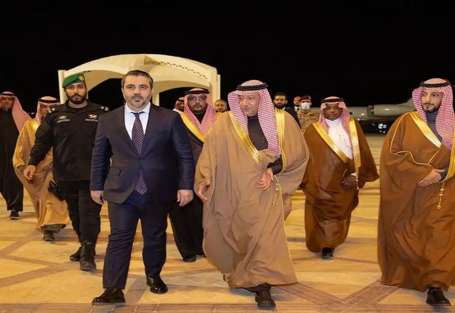 بعد الإطاحة بالأسد... وفد حكومي سوري يزور الرياض