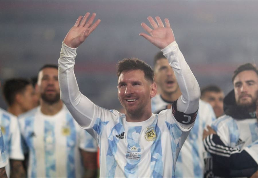 "أحلم بالعودة لبرشلونة"... ميسي يحسمها!