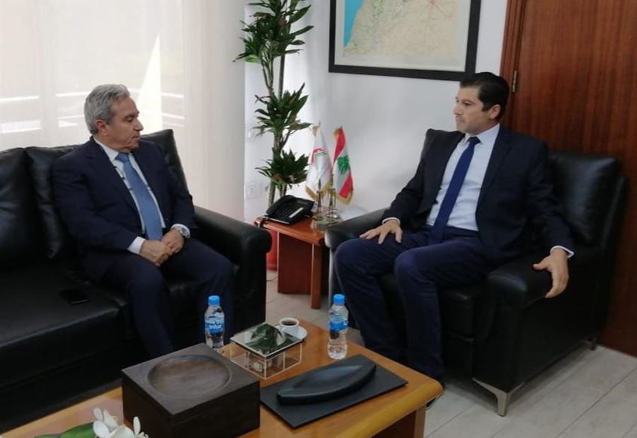 المشرفية تفقد مؤسسة الإسكان..