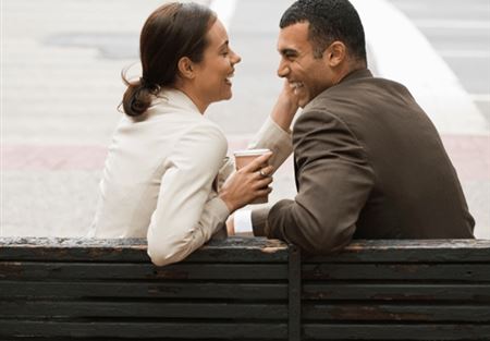 4 أسباب لتهرّب الزوج من مسؤوليّاته 4 أسباب لتهرّب الزوج من مسؤوليّاته