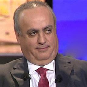 وهاب للحريري: يا شيخ حل النفايات أفضل من اهتماماتك الكونيه