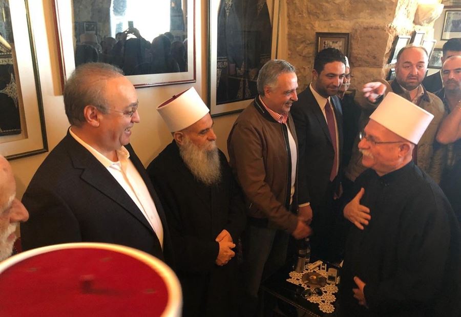 بالصورة: وهاب الى جانب إرسلان في خلدة 