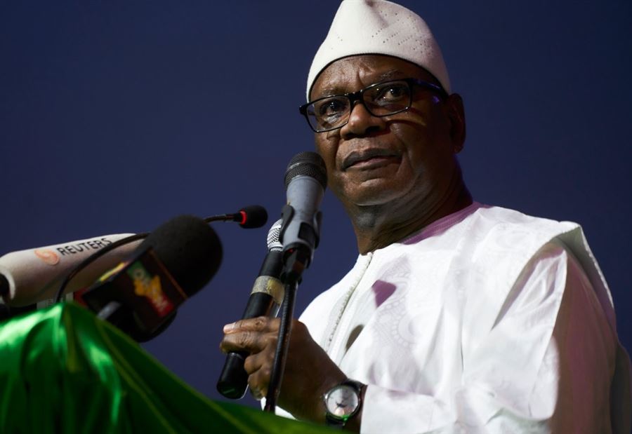 بعد الإنقلاب... رئيس مالي يستقيل  بعد الإنقلاب... رئيس مالي يستقيل