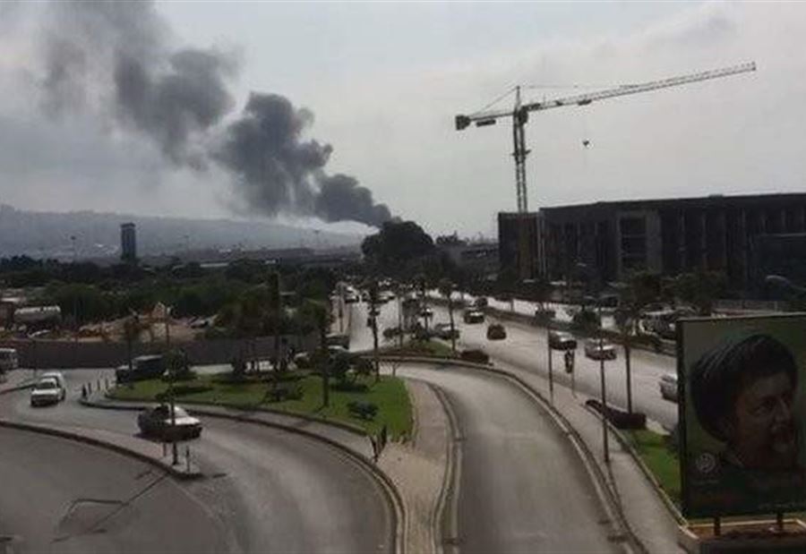 بالصورة: إندلاع حريق قرب المطار