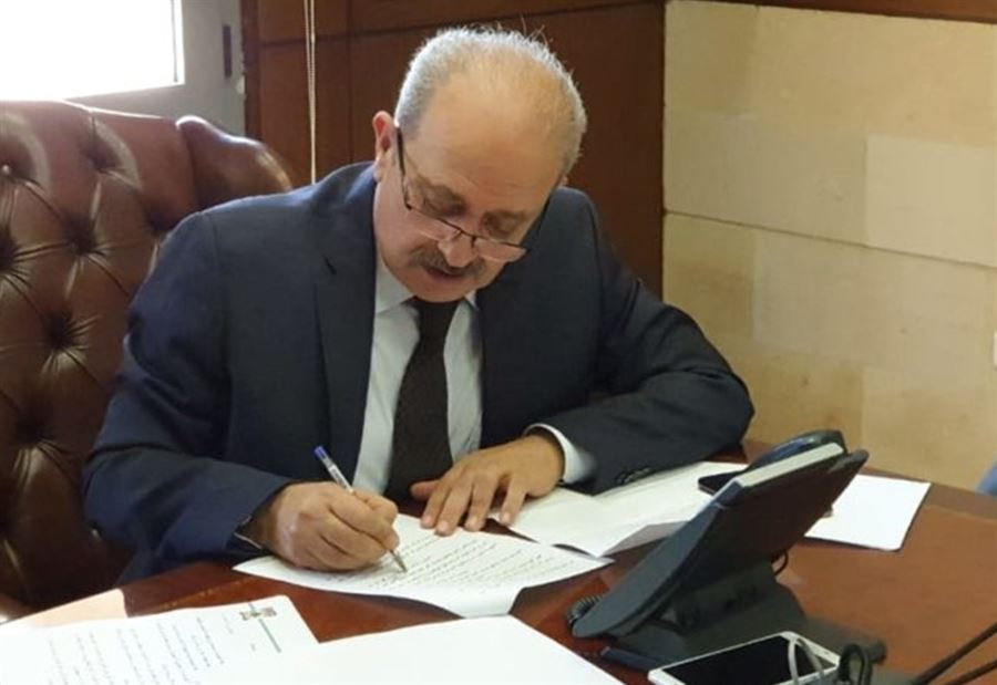 نقيب المحامين في طرابلس يعتذر...