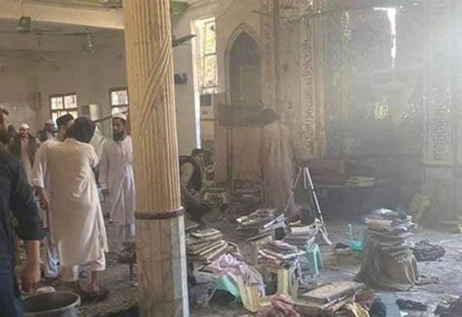 بالفيديو: إنفجارٌ داخل مدرسة دينية في باكستان... وسقوط 7 قتلى  بالفيديو: إنفجارٌ داخل مدرسة دينية في باكستان... وسقوط 7 قتلى