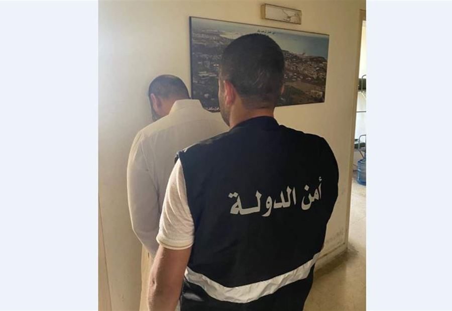يقوم بتهريب أشخاص من سوريا إلى لبنان... وأمن الدولة بالمرصاد! (فيديو)