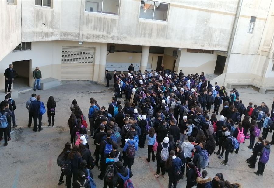 التعليم "مهدد" في المدارس القريبة من الحدود السورية!