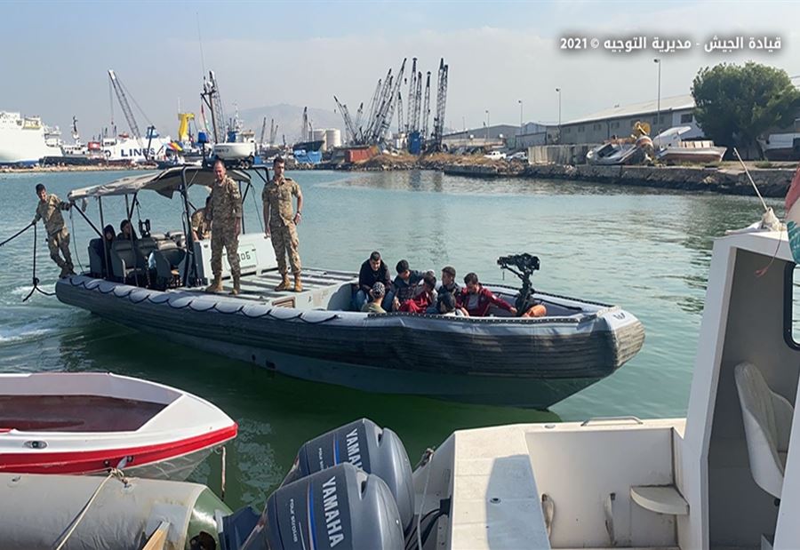 إحباط محاولات تهريب أشخاص عبر البحر