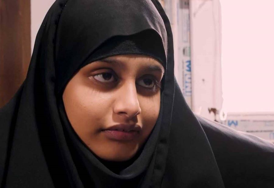 "عروس داعش" اختفت فجأة.. والسبب زوجات المقاتلين "عروس داعش" اختفت فجأة.. والسبب زوجات المقاتلين
