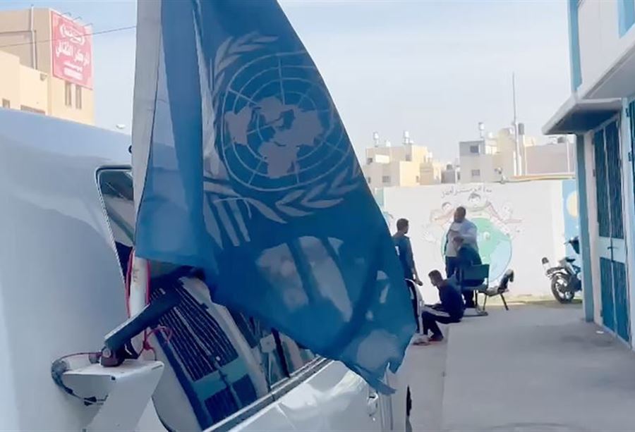 بالرصاص الحي... إسرائيل تستهدف إحدى سيارات اليونيسف بالرصاص الحي... إسرائيل تستهدف إحدى سيارات اليونيسف