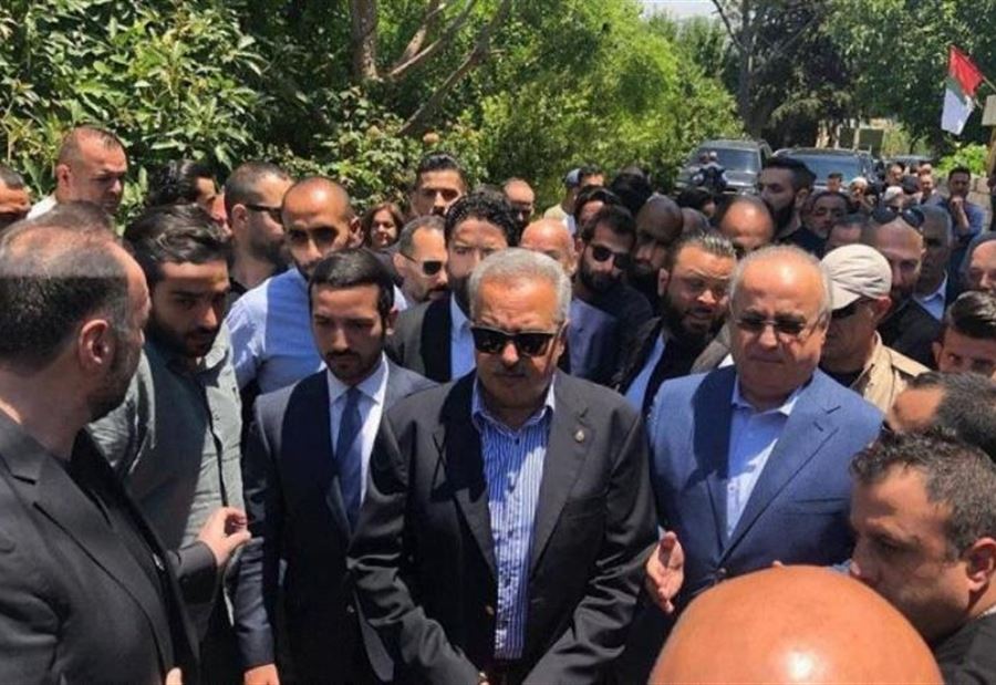 البحث جارٍ عن أربعين رامي وسامر 