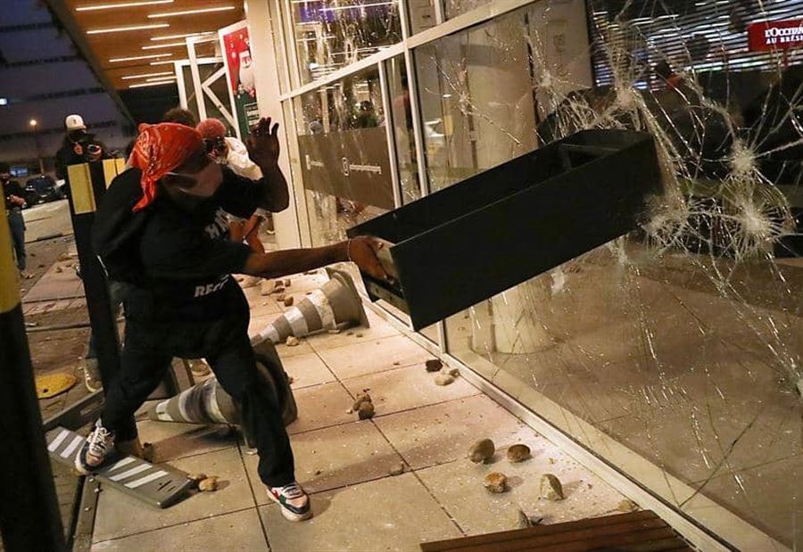 "جريمة كارفور" تهزُّ البرازيل