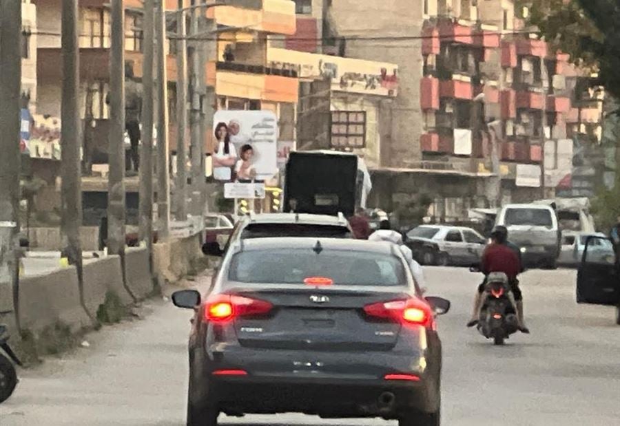 بالصور: طرقات لبنان "فالتة"... إليكم ما يحصل في عكار!