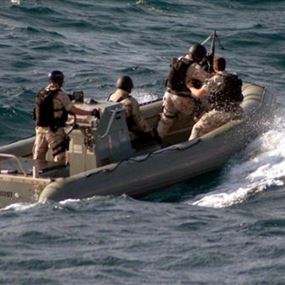 إنقاذ بحار بعد "محنة" شهرين وسط البحر