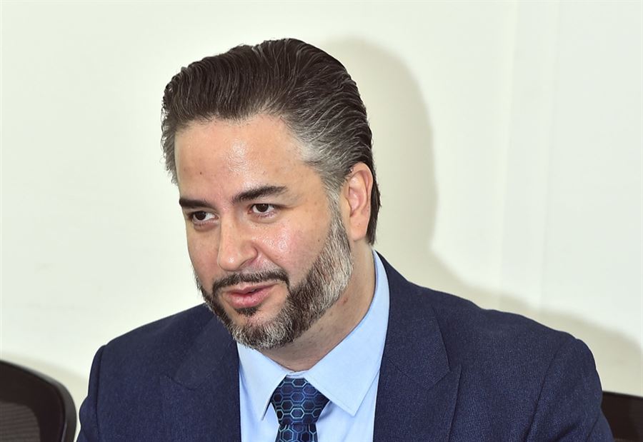 "أخبار مضلّلة"... تطمينات من سلام بشأن "ربطة الخبز" 