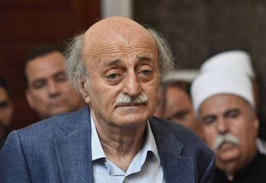 وليد جنبلاط... وحيداً في معركة البقاء