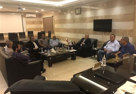 وفد من عين الحلوة يلتقي رئيس مخابرات الجنوب وفد من عين الحلوة يلتقي رئيس مخابرات الجنوب