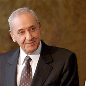 بري عرض الأوضاع مع حرب
