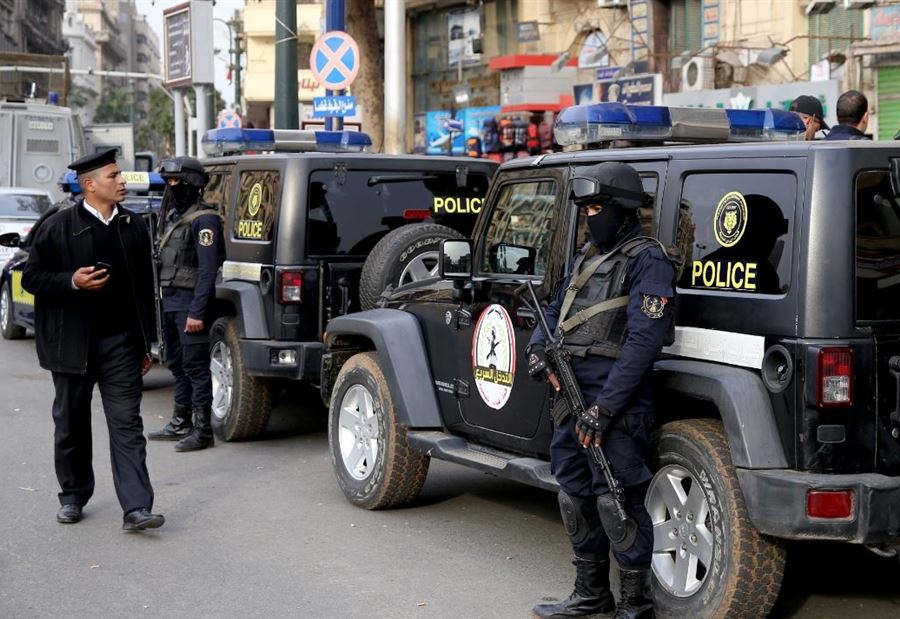 جريمة ذبح تهزّ مصر... وطبيب مُتهم يردد الآذان بعدها!