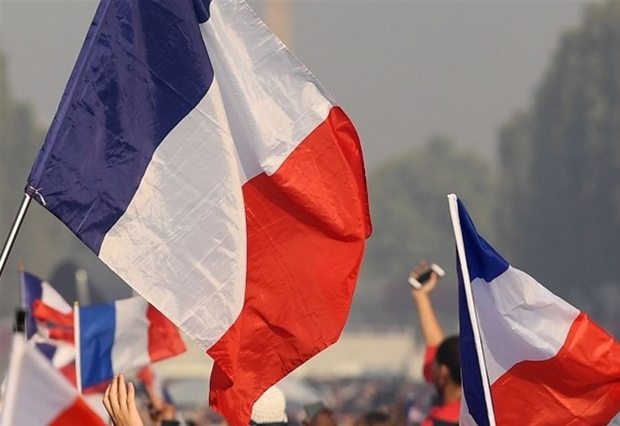 فرنسا تُعلن الحرب ضد التطرف فرنسا تُعلن الحرب ضد التطرف