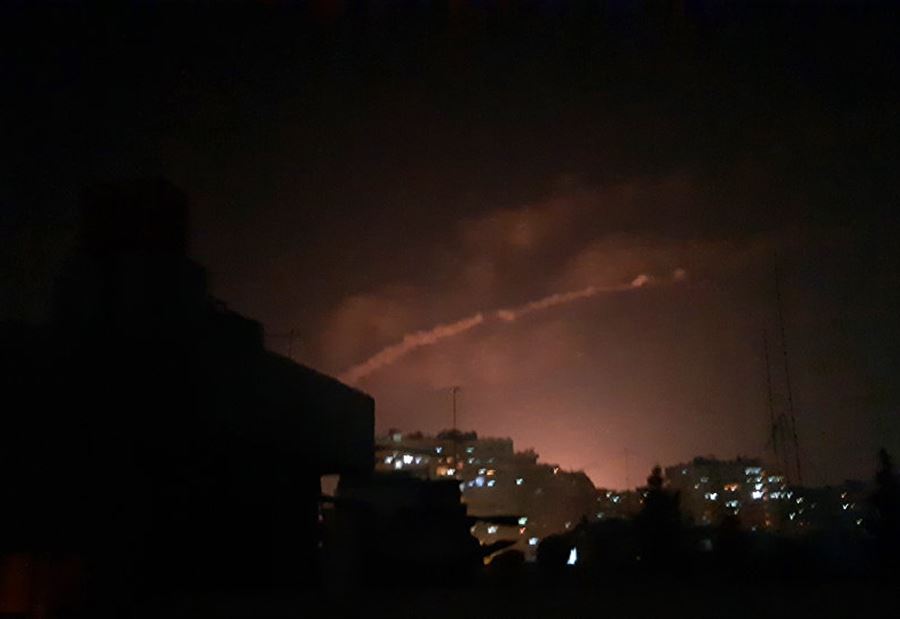 بالفيديو: هجوم إسرائيلي على منطقة استراتيجية سورية