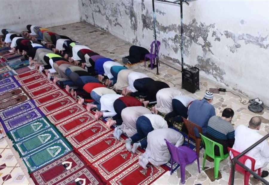 بالفيديو والصّور: صلاة عيد الفطر في سجن رومية 