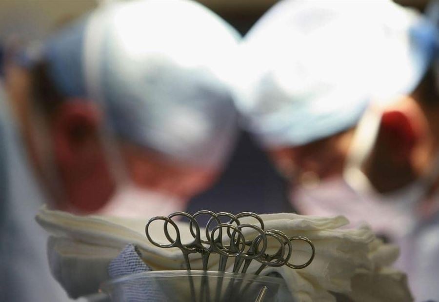 33 ساعة لإنقاذ رجل من ورم سرطاني وزنه 28 كيلوغراما