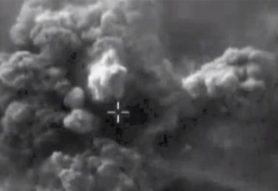 "بنيران القناصة"... الجيش الاسرائيلي يدمّر البنى التحتية في غزة (فيديو) "بنيران القناصة"... الجيش الاسرائيلي يدمّر البنى التحتية في غزة (فيديو)