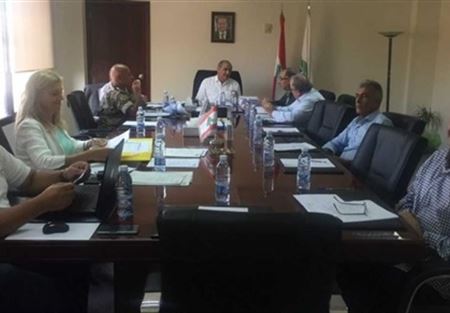 الخطيب إطلع على الوضع البيئي في كفرحزير