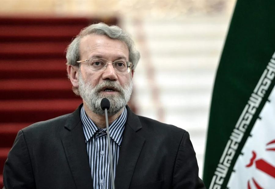 "الرد لا يجب أن يكون عاطفيا"... لاريجاني يدعو لتجنب "فخ إسرائيل" "الرد لا يجب أن يكون عاطفيا"... لاريجاني يدعو لتجنب "فخ إسرائيل"