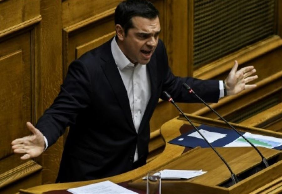 اليونان تتبنى ميزانيتها الأولى بعد خروجها من الأزمة المالية اليونان تتبنى ميزانيتها الأولى بعد خروجها من الأزمة المالية