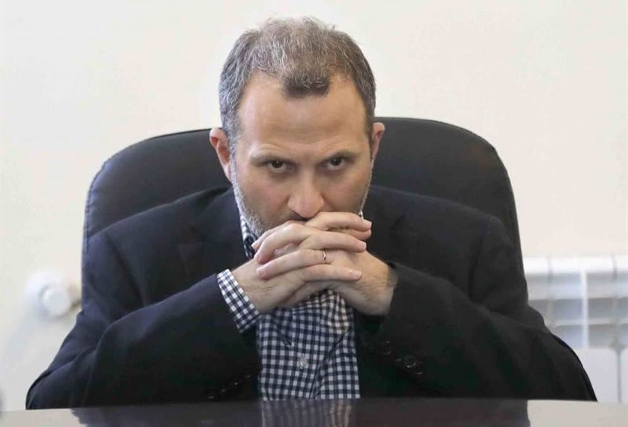 "القومي" يشكو جبران إلى حزب الله 