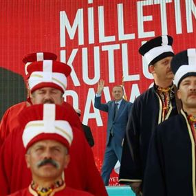 مرة أخرى.. أردوغان يستعين بجده "المثير للجدل"