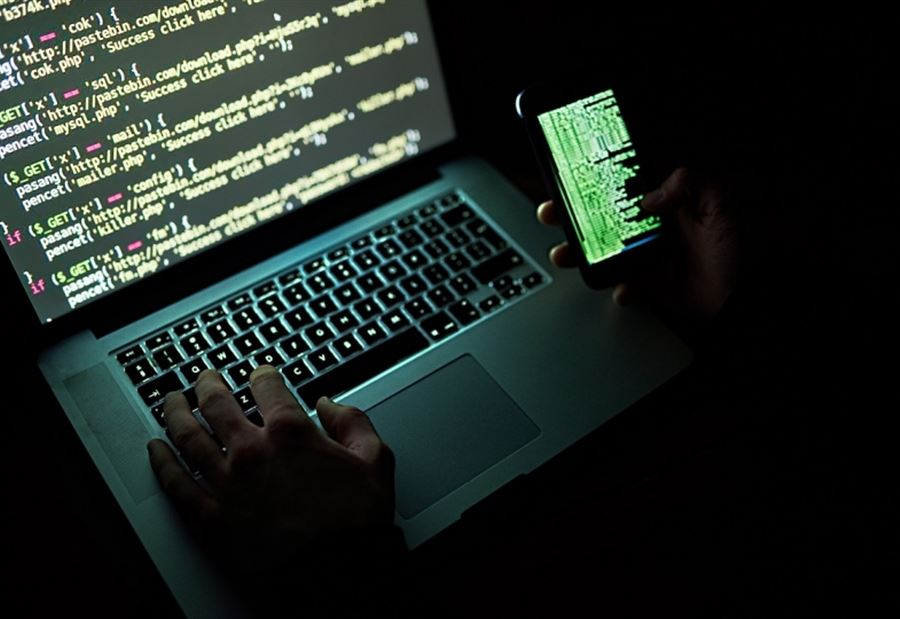 أسوأ لابتوب في العالم يُباع بـ 1.2 مليون دولار 