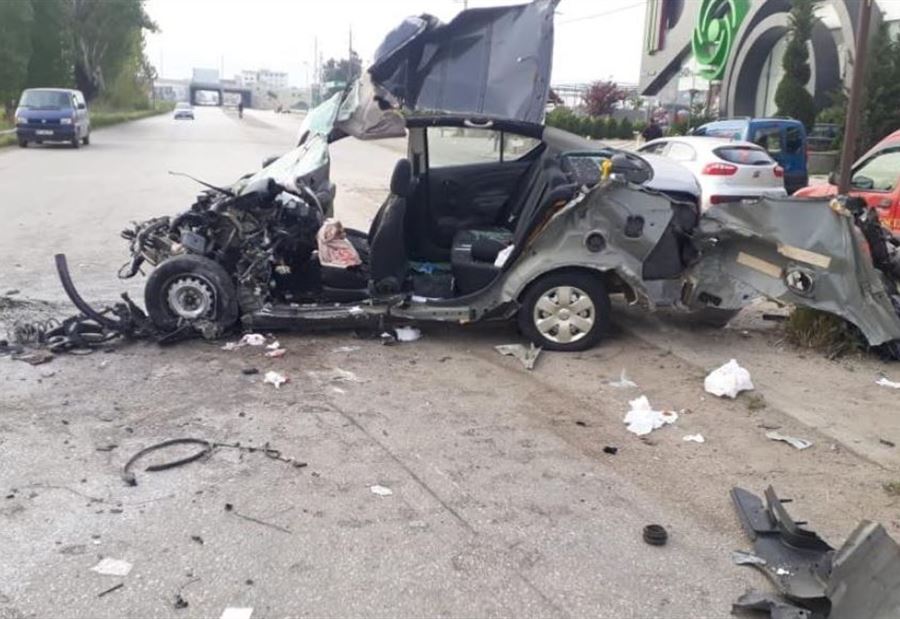 بالصور: 5 جرحى بحادث سير مروّع في تعنايل