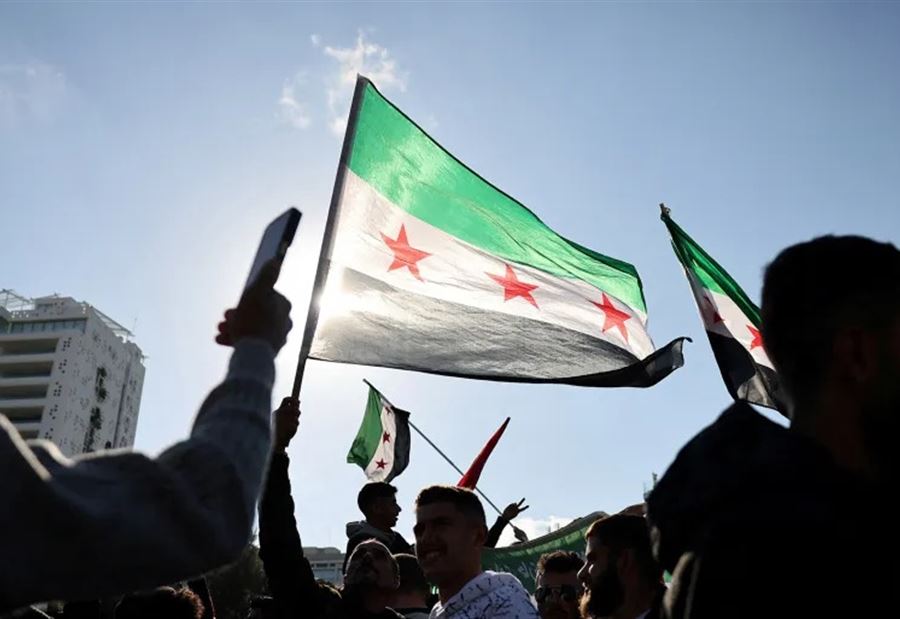 "إنهاء النظام الاقتصادي"... رجال أعمال "الأسد" في مرمى الحكومة الجديدة "إنهاء النظام الاقتصادي"... رجال أعمال "الأسد" في مرمى الحكومة الجديدة