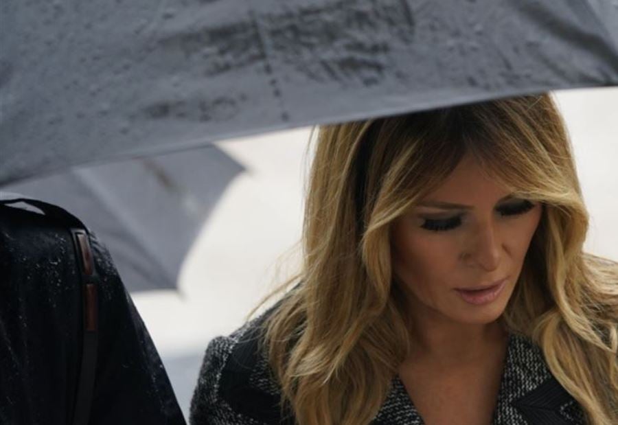 صور معبرة عن "الهزيمة"... كيف بدت ميلانيا ترمب؟ صور معبرة عن "الهزيمة"... كيف بدت ميلانيا ترمب؟