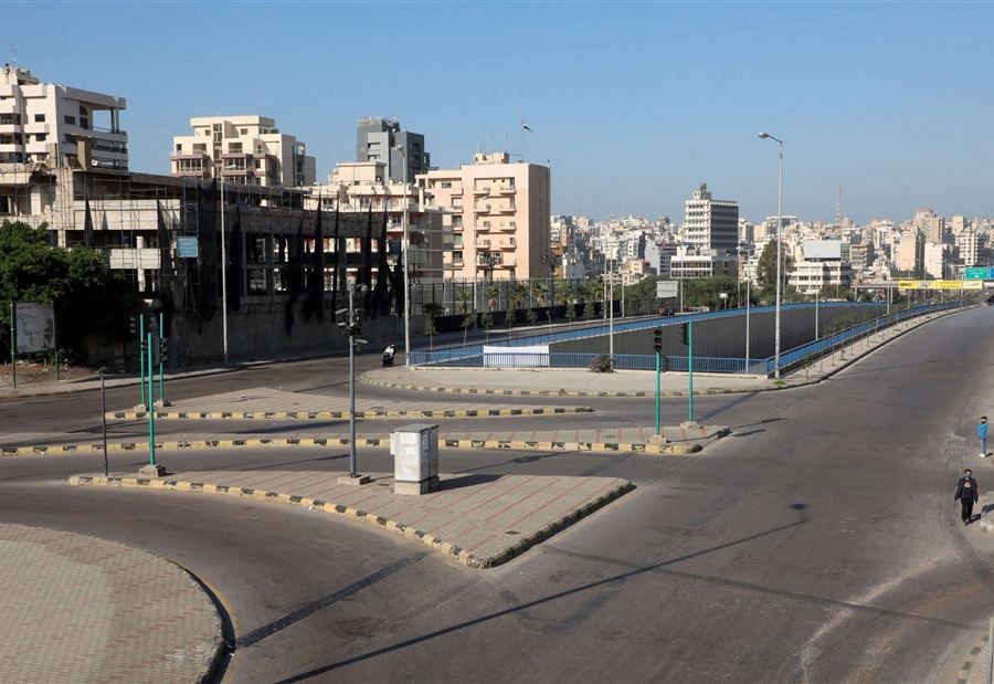 "هذه المرّة أصعب بكثير"... هل يُُقفل كورونا لبنان مُجدّدًا؟
