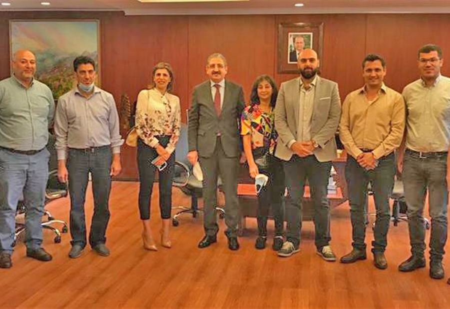 أيوب للأساتذة المتعاقدون: التفرغ آتٍ لا محالة