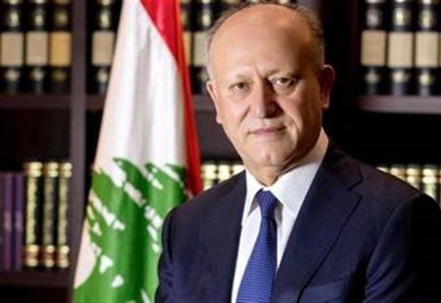 ريفي يشيد بوزير "القوات"... ويتمنى عليه!