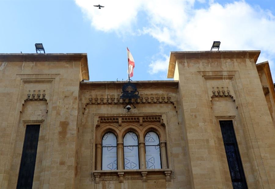رسالتان متقابلتان... وردّة فعل "مفاجئة" على أسئلة لودريان!